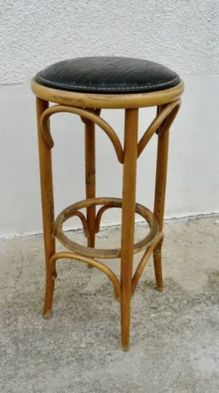 Pair Of Vintage Bentwood Bar Stools -Cozy Seats Store deeb2cbd 20f9 4670 8ac4 f07f08d78426