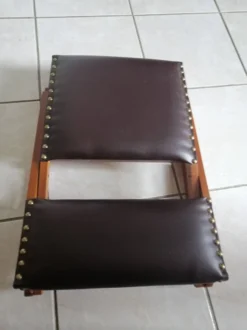 Vintage Rocking Footrests In Wood And Faux Leather -Cozy Seats Store dff9225a 15aa 435b 9b5e 48602dc550ad