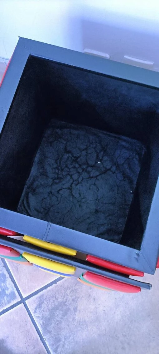 Rubik's Cube Pouf 6 Rubik's Cube Pouf - Image 6