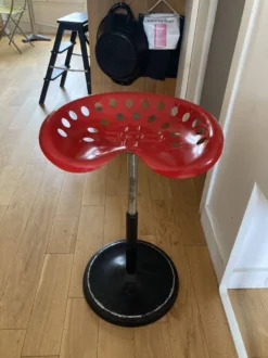 MIRIMA High Stool -Cozy Seats Store e6523c1e 1d0a 4a0a b826 dc42642a38c0