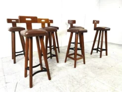 Set Of 8 Vintage Brutalist Bar Stools, 1960s -Cozy Seats Store e8a55379 14ea 405f 962c 39692bf902d8
