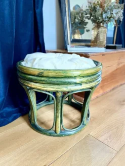 Weathered Wooden Footrest -Cozy Seats Store e9b4232a d745 40f4 a319 b38337877681