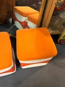 Vintage Pouf -Cozy Seats Store f115b600 a939 42a4 9918 df2e354fc28d