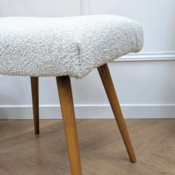 Vintage White Ottoman -Cozy Seats Store f59968f7 e9f4 4d7d ad6d 4472425c0c58